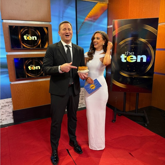 Nookie Gabrielle Gown - Picture 7 of 7